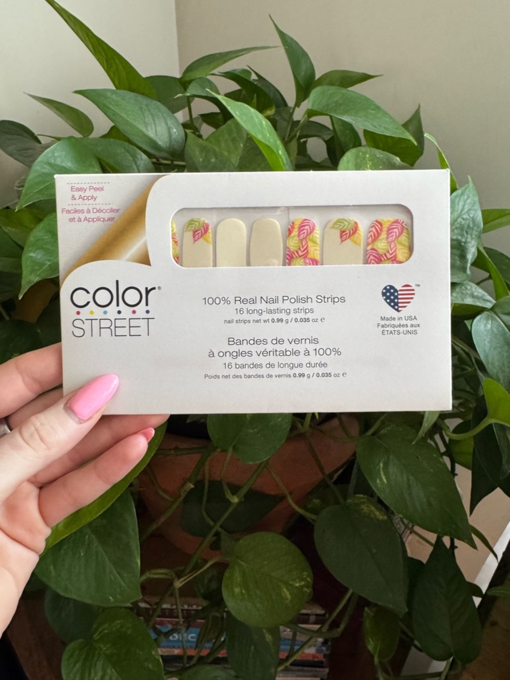 Color Street Real Nail Polish Strips - "As it Ferns Out"